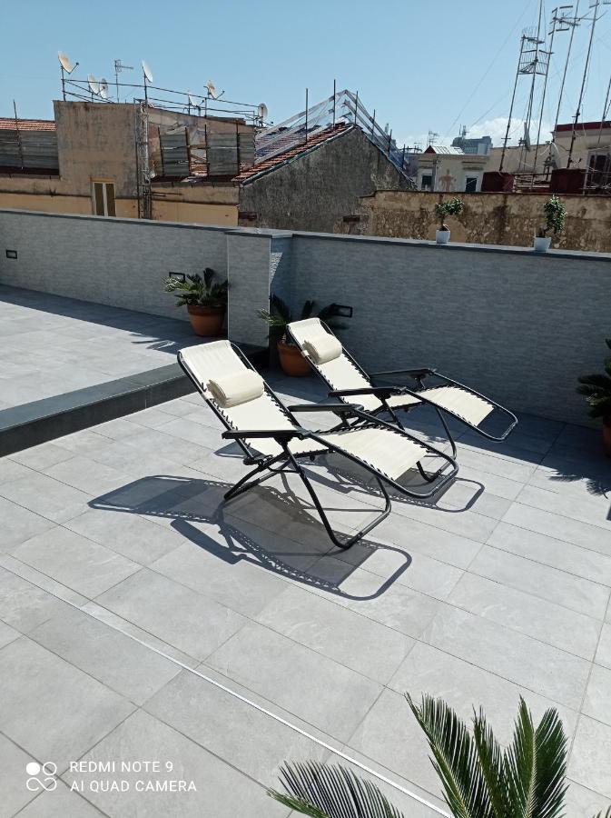 La Terrazza Del Corso Apartment Naples Luaran gambar