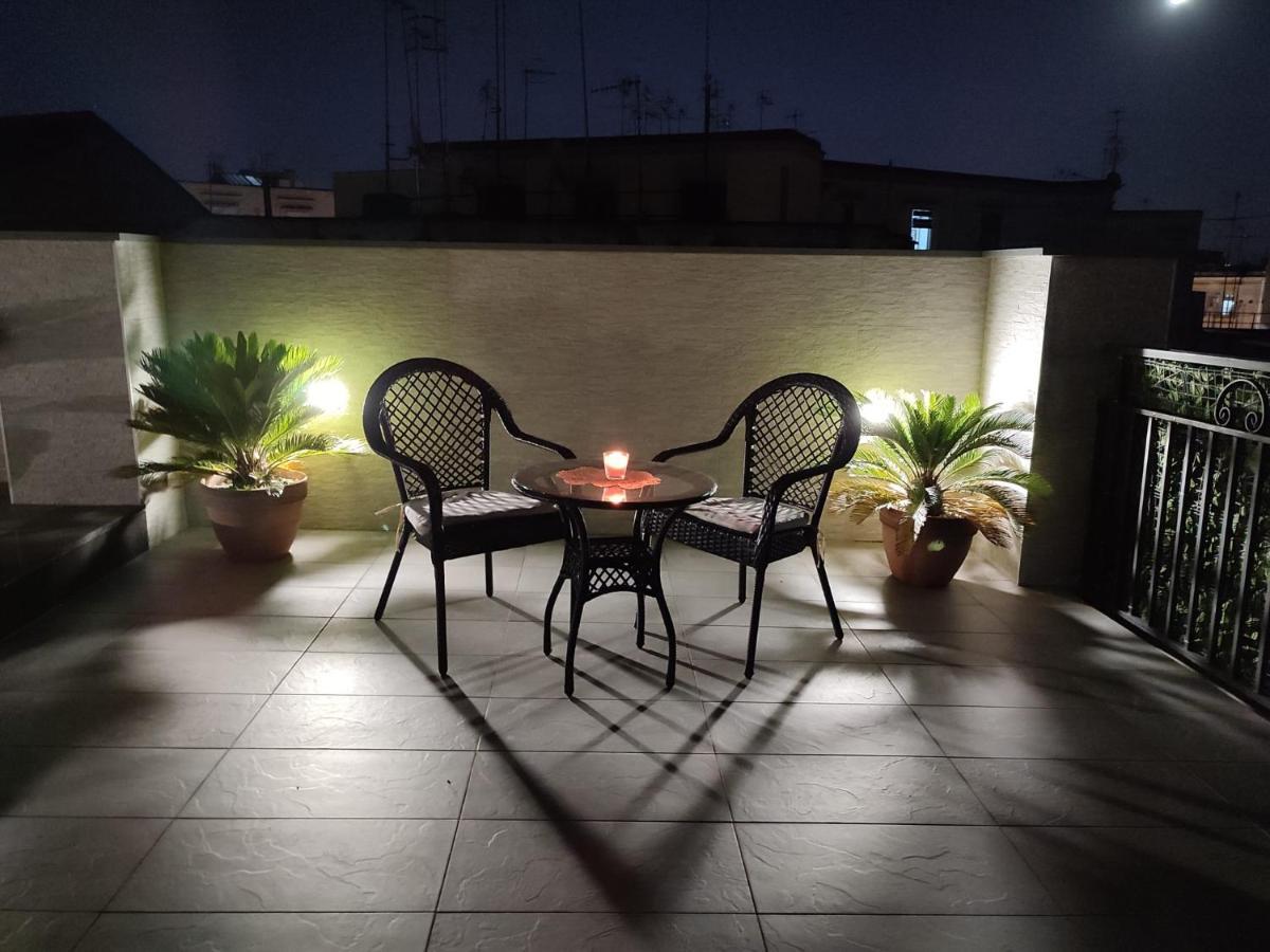 La Terrazza Del Corso Apartment Naples Luaran gambar