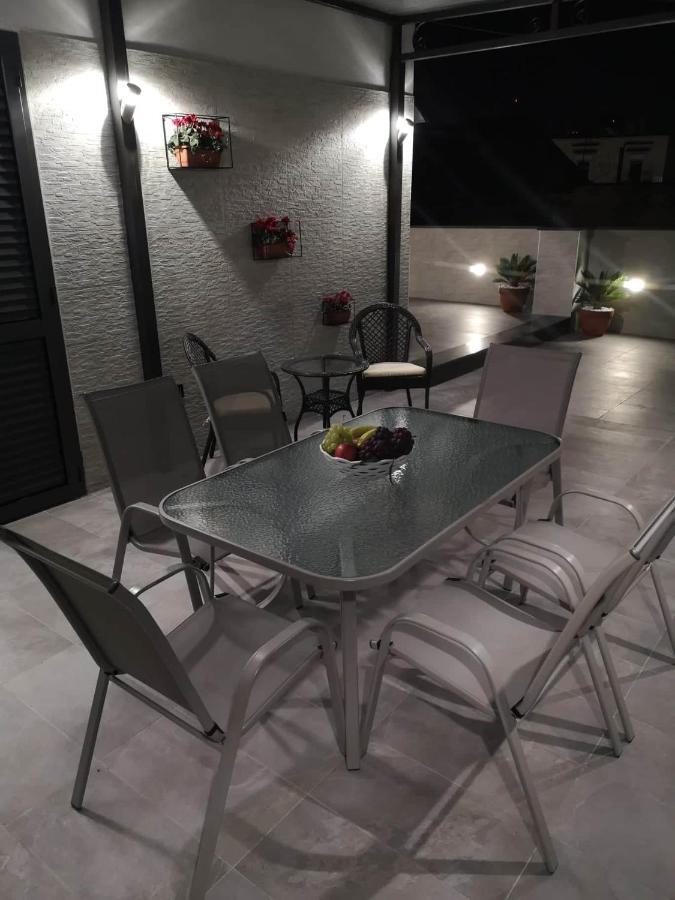 La Terrazza Del Corso Apartment Naples Luaran gambar